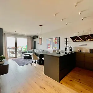  Apartament River Paradise With Parking Spot
